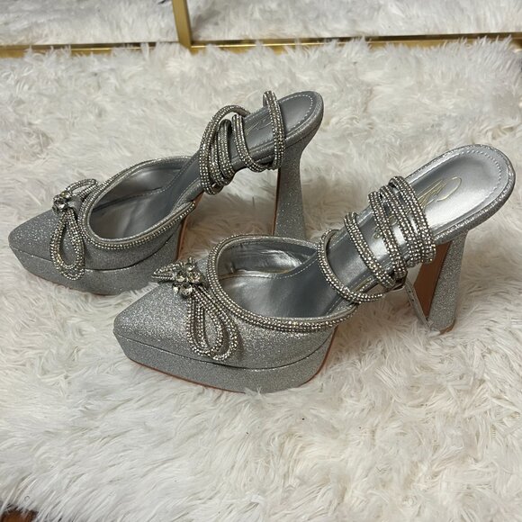 Cathy Din Shoes - Silver Y2K Bow Heels
